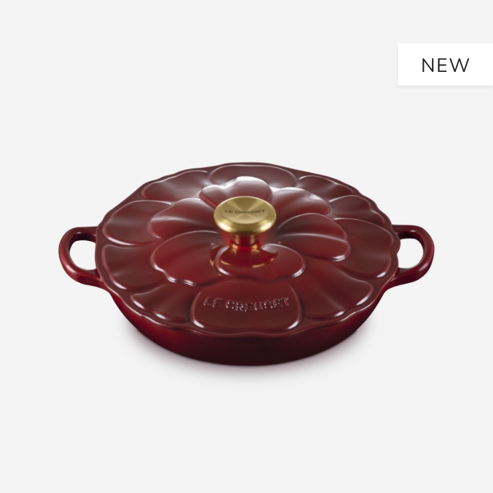 Cast Iron Petal Shallow Casserole Garnet