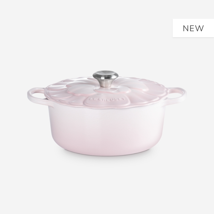 Cast Iron Signature Petal Round Casserole 26cm